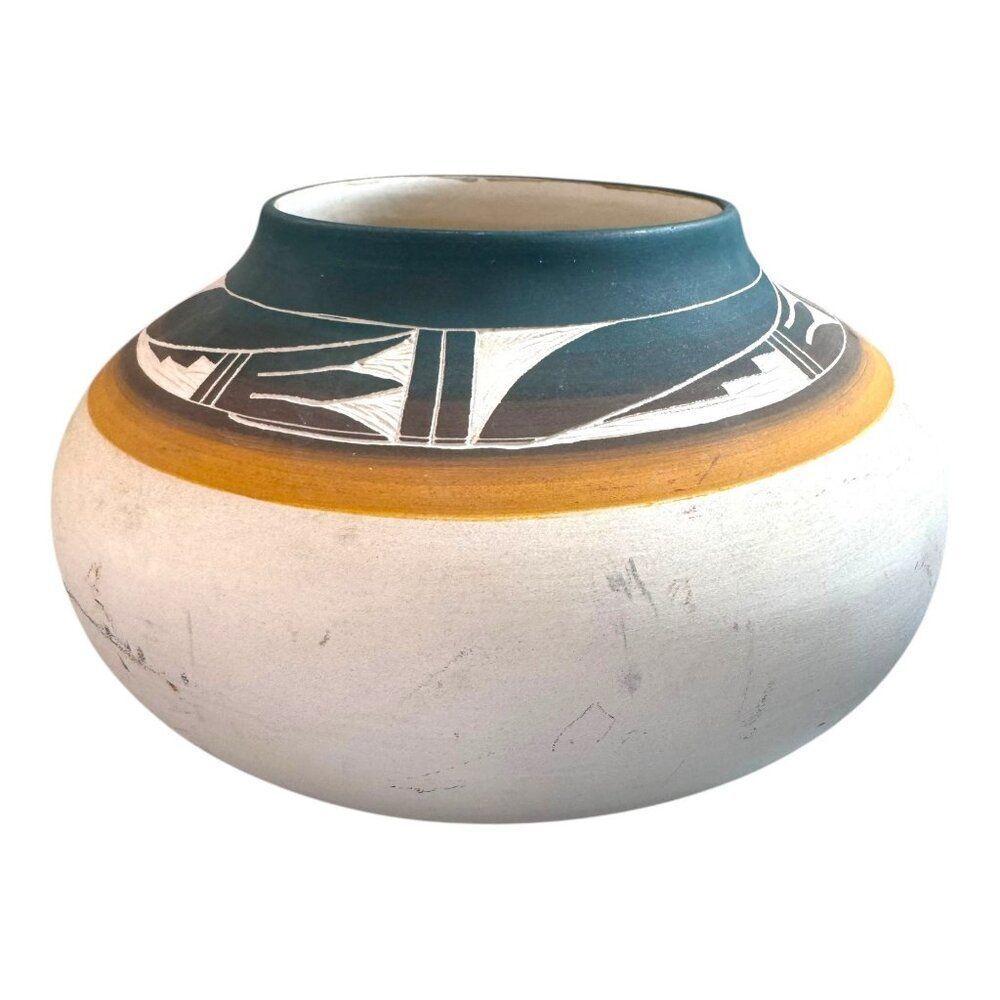 Handmade Navajo Pottery Vase By V Silas Southwest Etched Geometric Patterns Vtg